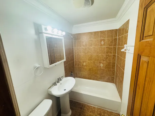 $139,900 | 37113 North Loretto Avenue, Lake Villa, IL 60046