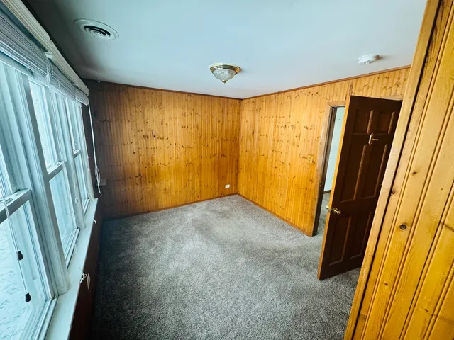 $139,900 | 37113 North Loretto Avenue, Lake Villa, IL 60046