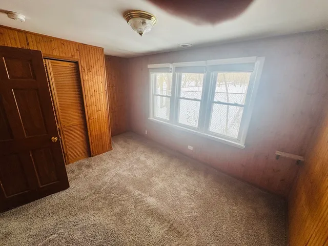 $139,900 | 37113 North Loretto Avenue, Lake Villa, IL 60046