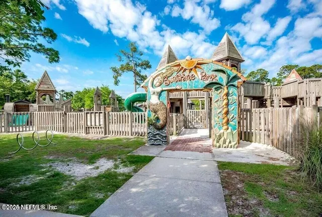 $3,100 | 1318 Eastwind Drive, Jacksonville Beach, FL 32250