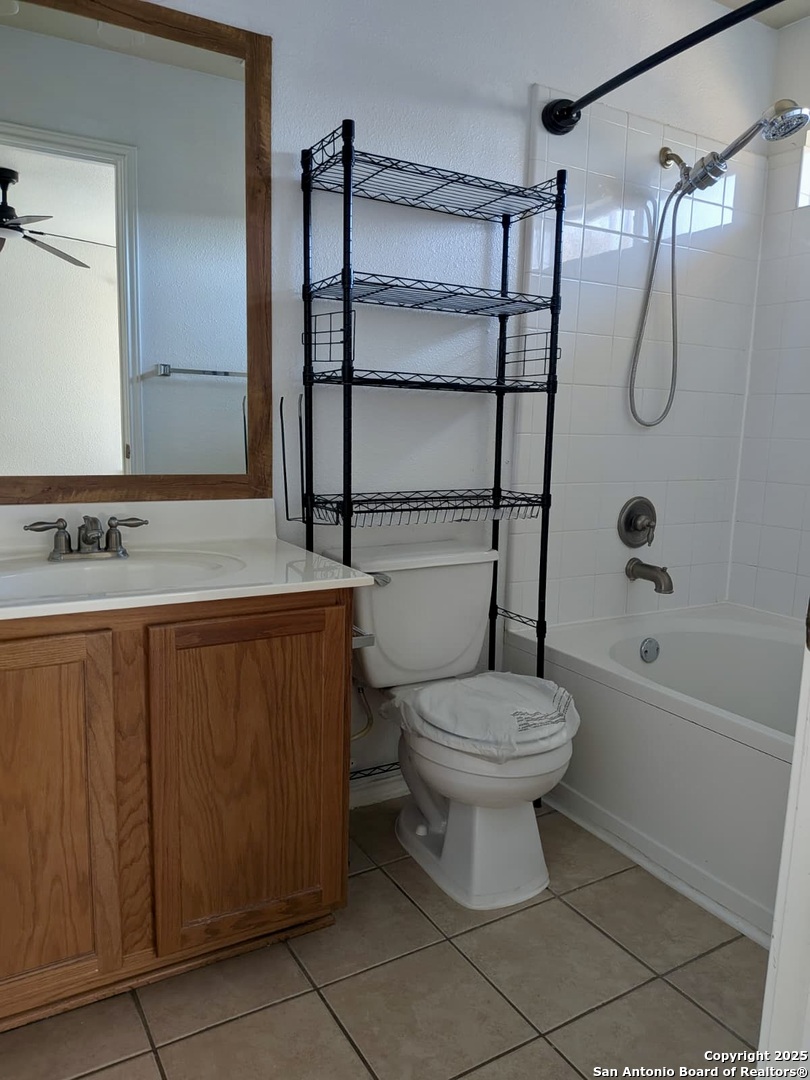 531 Reba Converse, TX 78109 - Photo 11 of 15