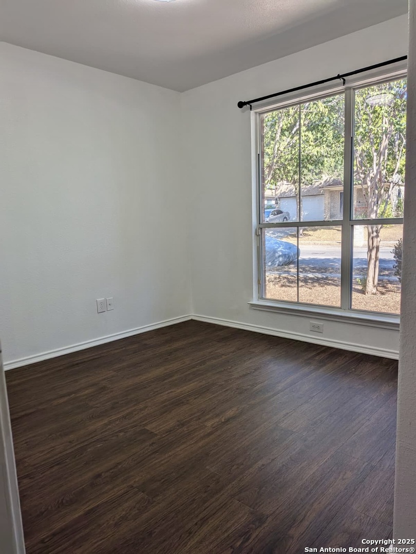 531 Reba Converse, TX 78109 - Photo 14 of 15