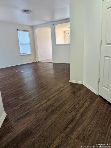 $1,600 | 531 Reba, Converse, TX 78109