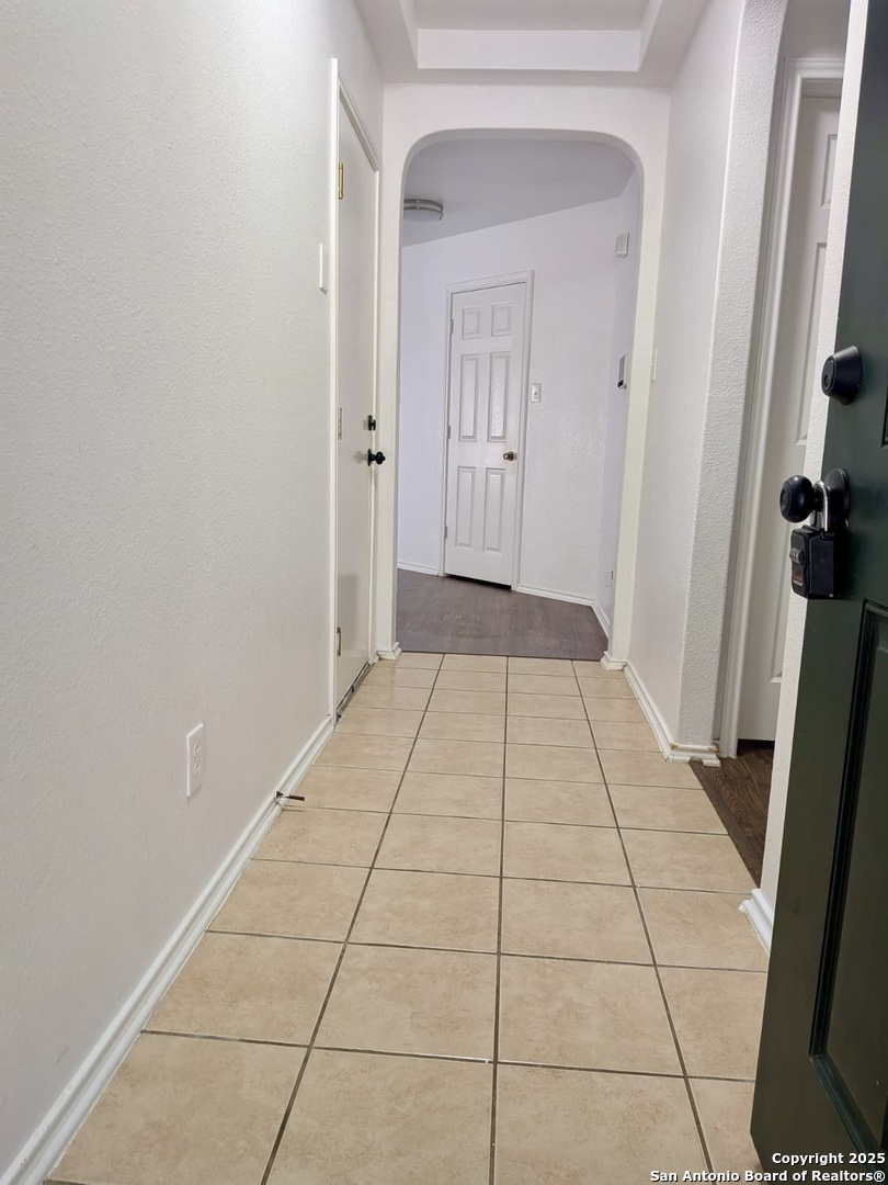 531 Reba Converse, TX 78109 - Photo 4 of 15