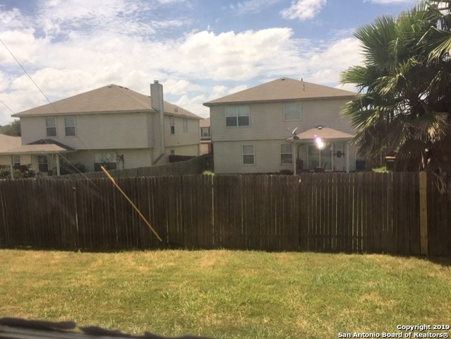 531 Reba Converse, TX 78109 - Photo 6 of 15