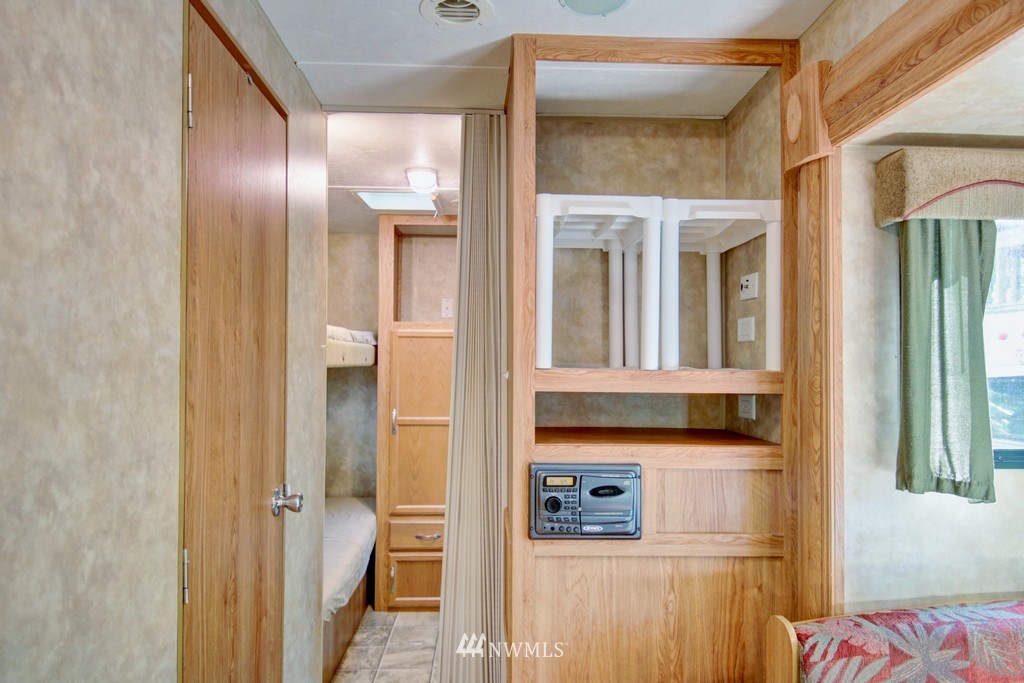 57-1 Gold Nuget Road Deming, WA 98244 - Photo 21 of 39 Gallery Image 21
