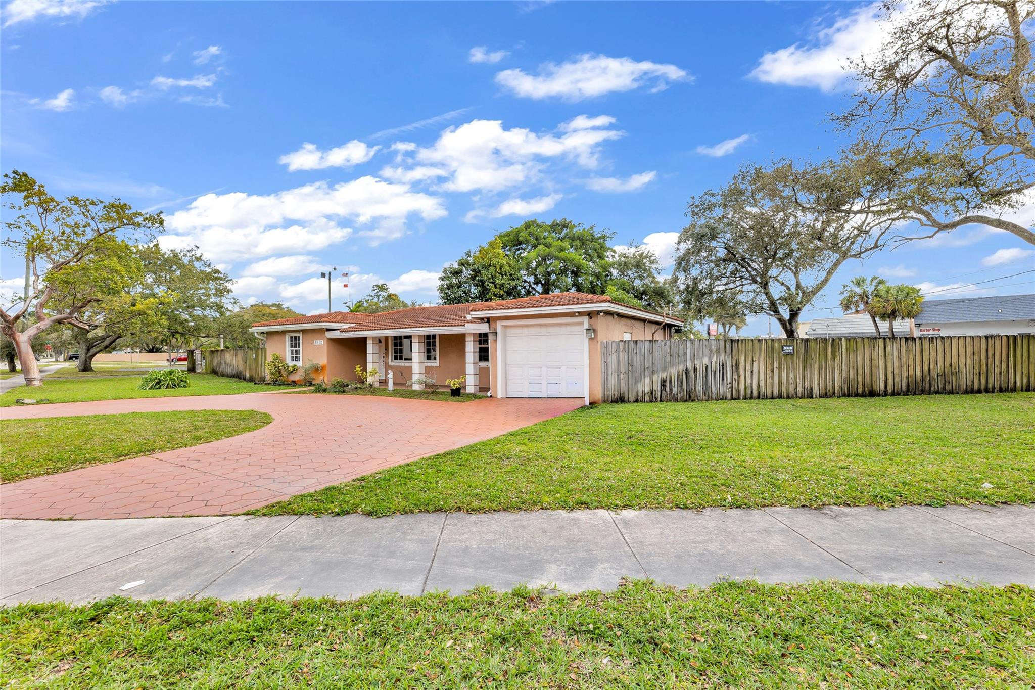 5912 Tyler Street Hollywood, FL 33021 - Photo 9 of 17 Photo 9