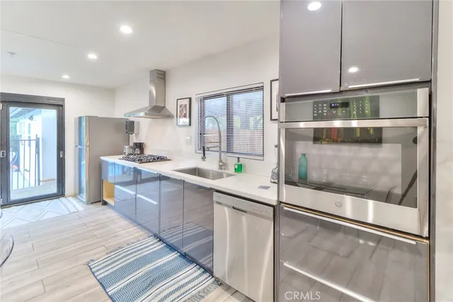 $1,100,000 | 260-262 Del Monte Street, Pasadena, CA 91103