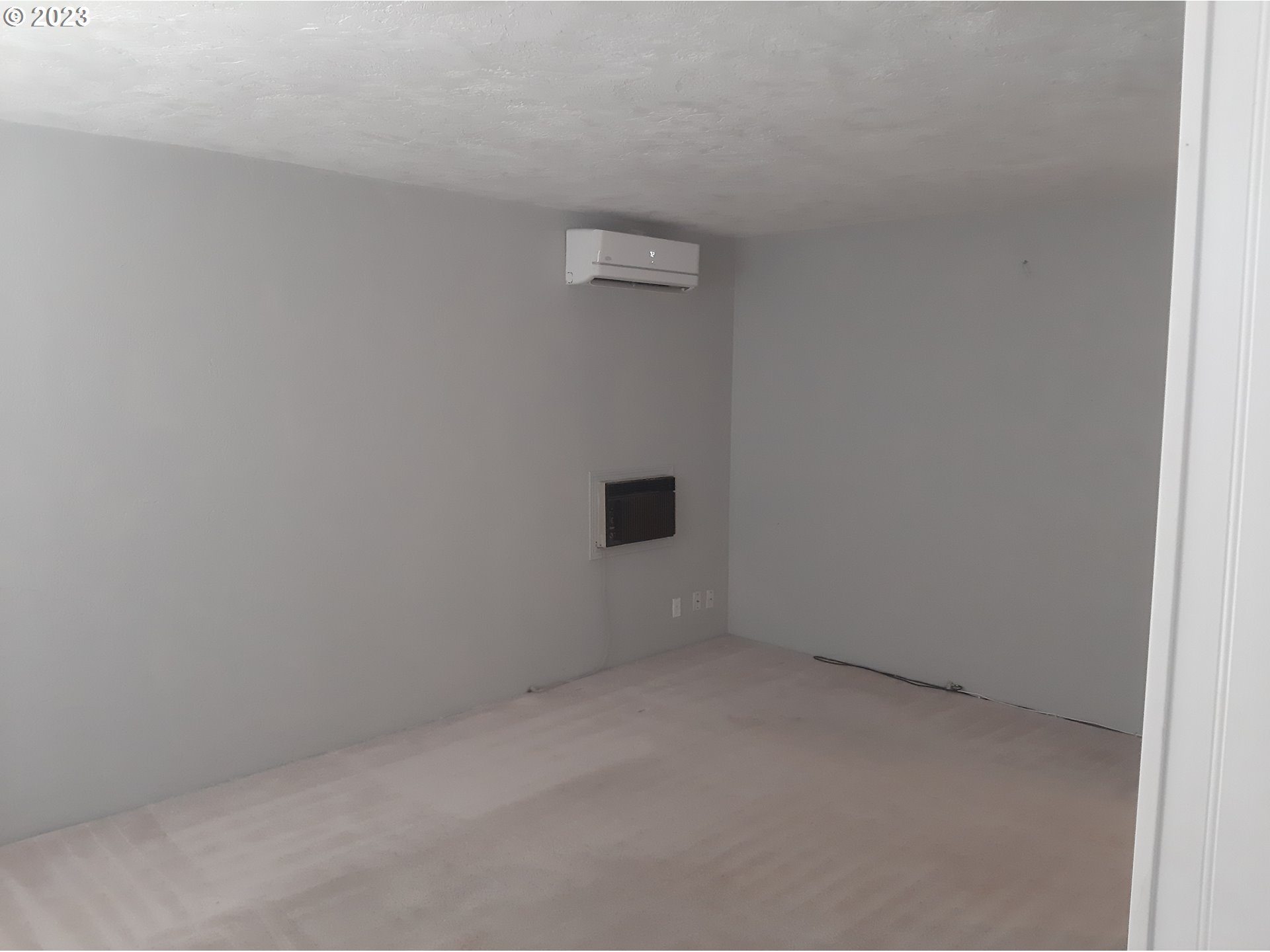 234 71st Street Springfield, OR 97478 - Photo 4 of 26 a view of an empty room