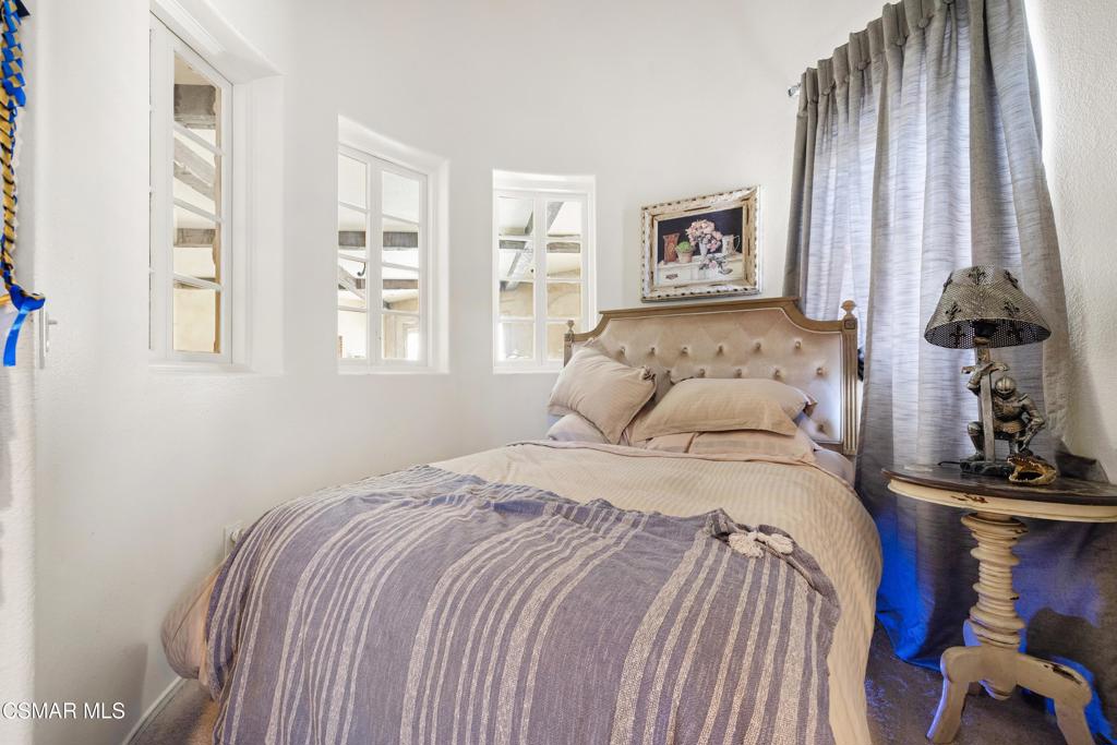 428 Woodland Road Simi Valley, CA 93065 - Photo 19 of 22 Gallery Image 19