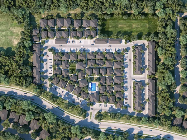 $2,350 | 2400-432 Montgomery Park Boulevard, Conroe, TX 77304
