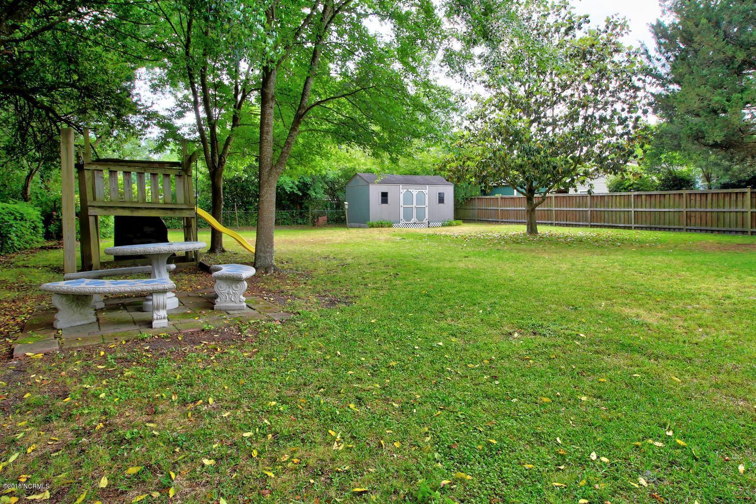 5418 Andover Road Wilmington, NC 28403 - Photo 29 of 30 5418 Andover Rd-large-029-3-Backyard-150