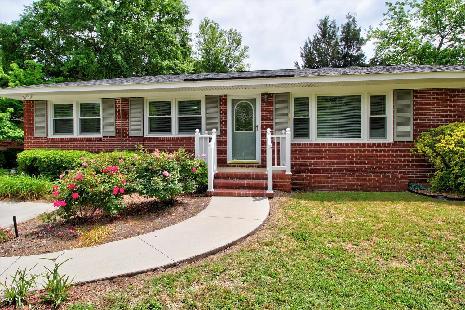 5418 Andover Road Wilmington, NC 28403 - Photo 4 of 30 5418 Andover Rd-large-004-14-Front of Ho