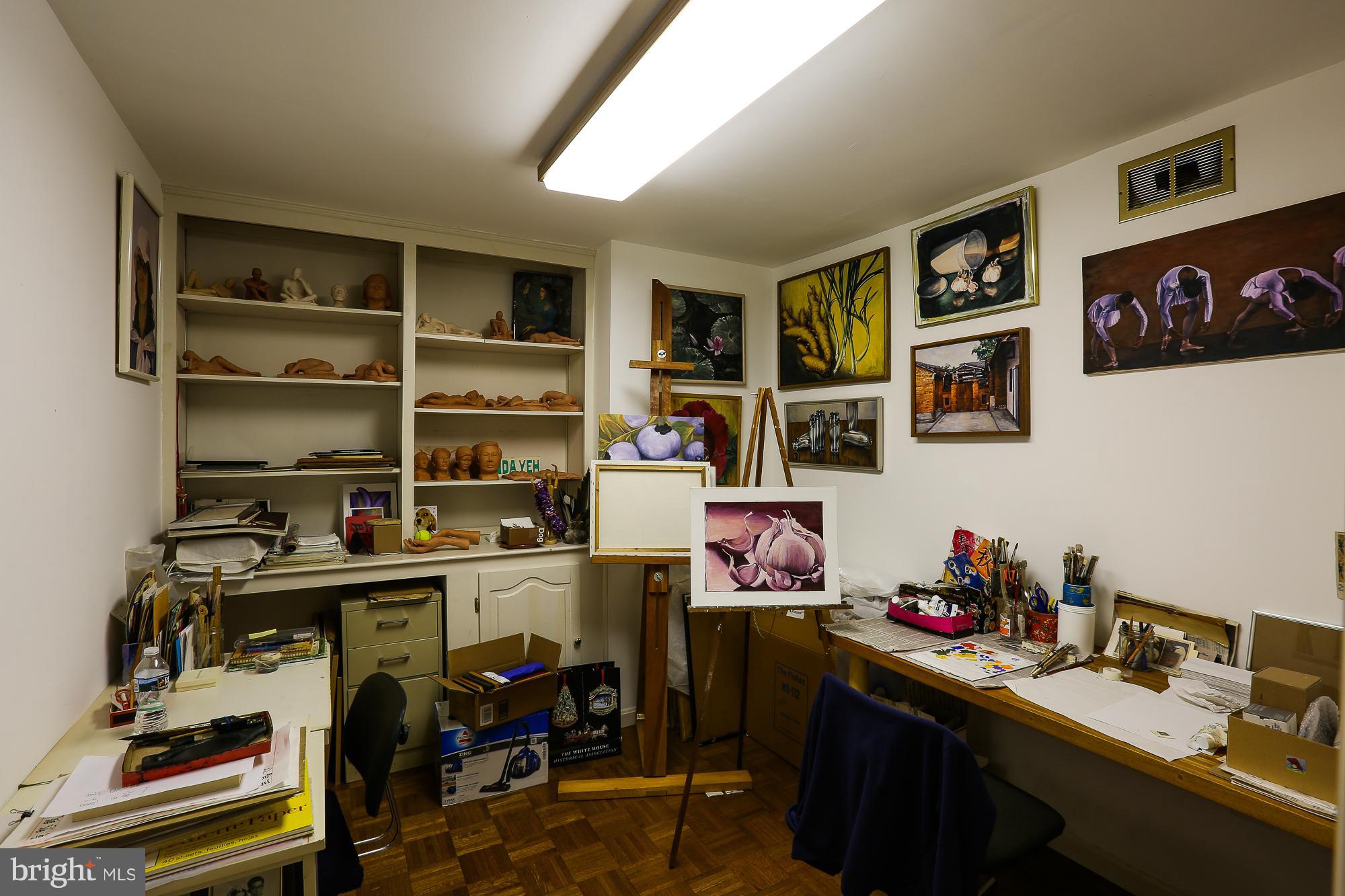 8609 Ashcroft Drive Laurel, MD 20708 - Photo 23 of 29 craft room or office