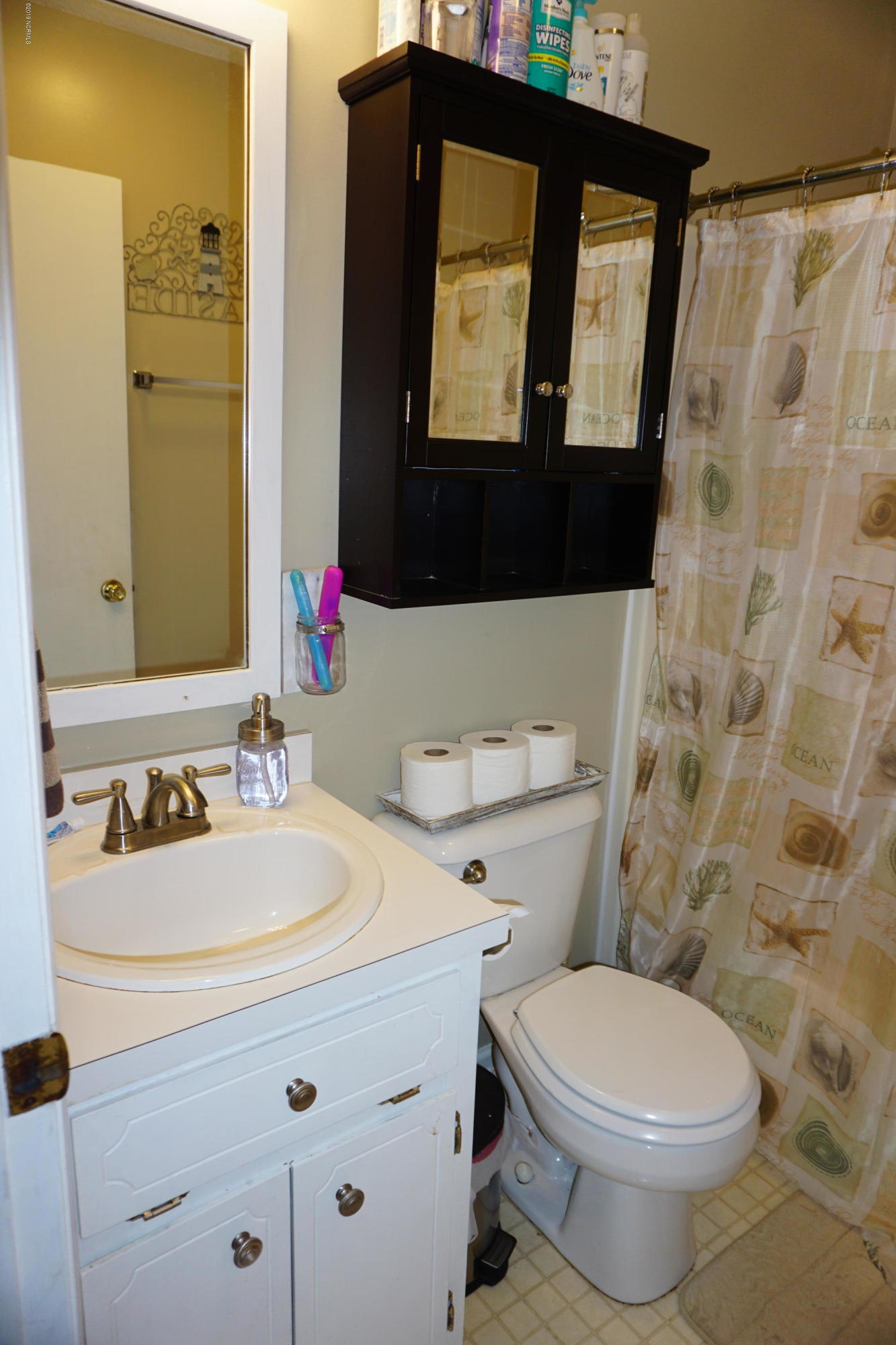 2905 Cobb Road Kinston, NC 28501 - Photo 19 of 40 Bathroom