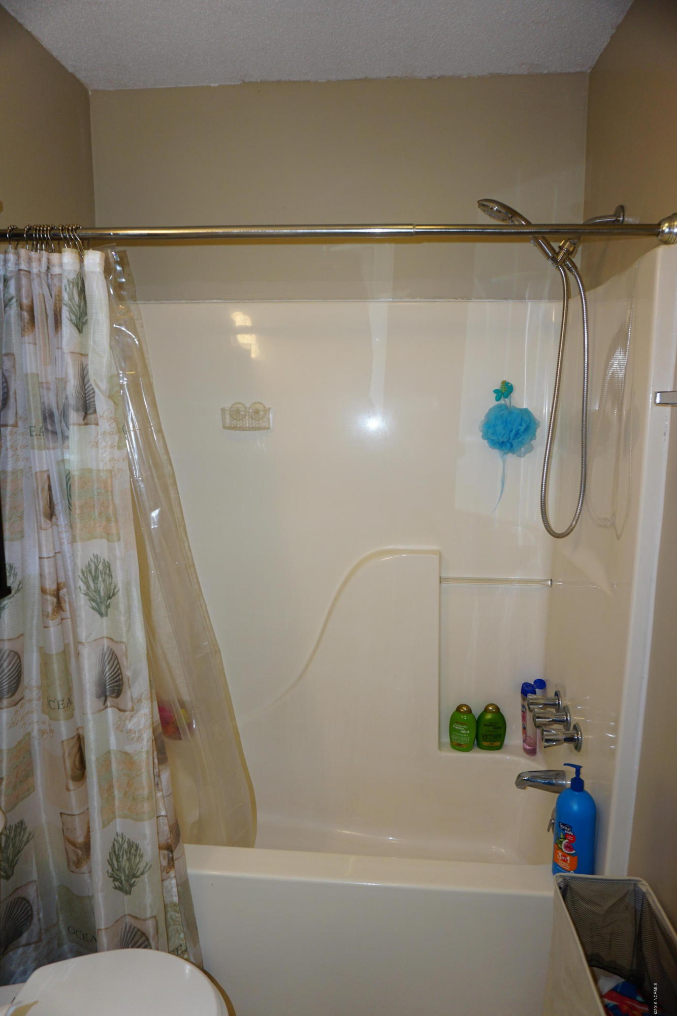 2905 Cobb Road Kinston, NC 28501 - Photo 20 of 40 Bathroom