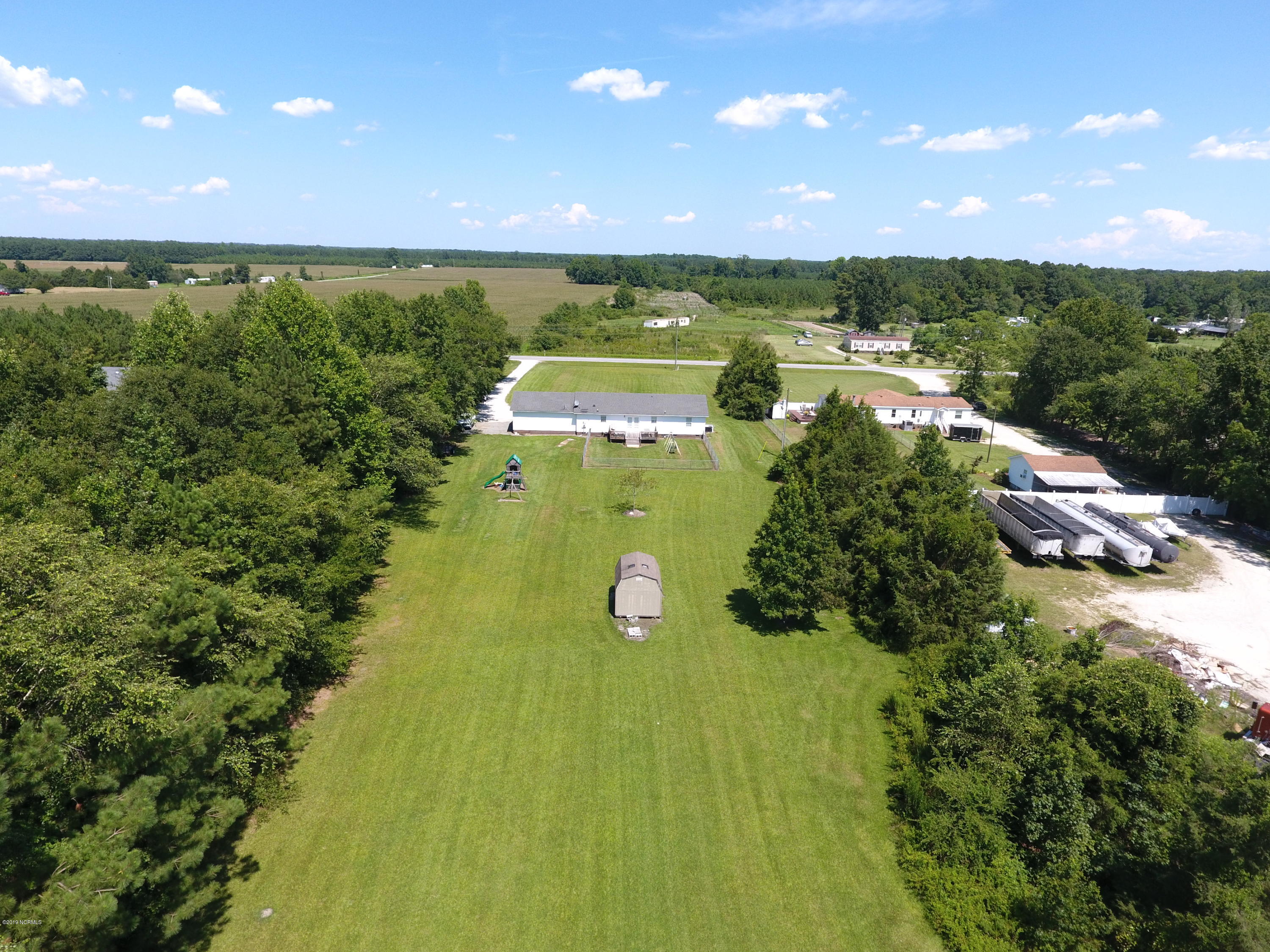2905 Cobb Road Kinston, NC 28501 - Photo 35 of 40 Yard