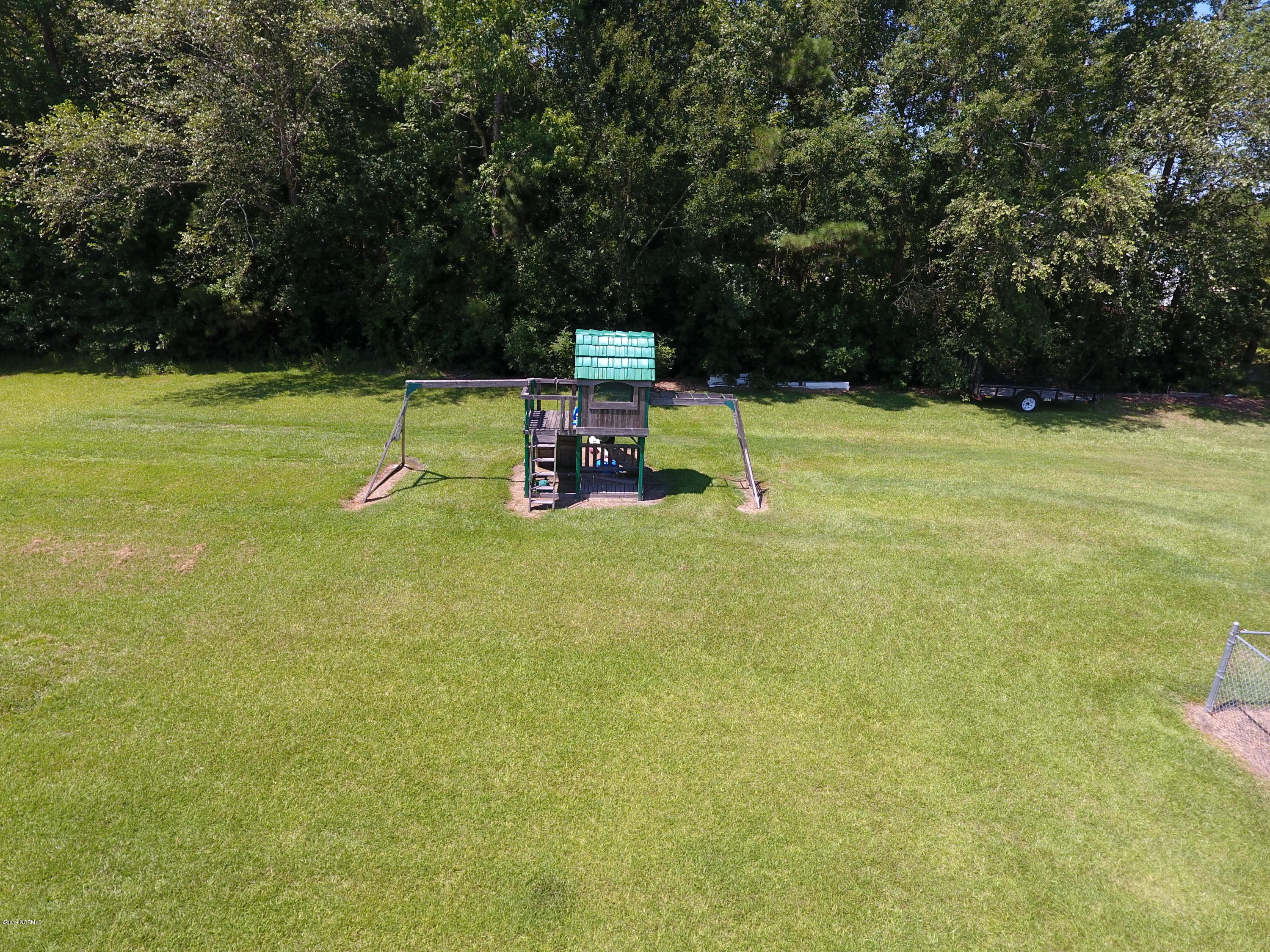 2905 Cobb Road Kinston, NC 28501 - Photo 7 of 40 Playground