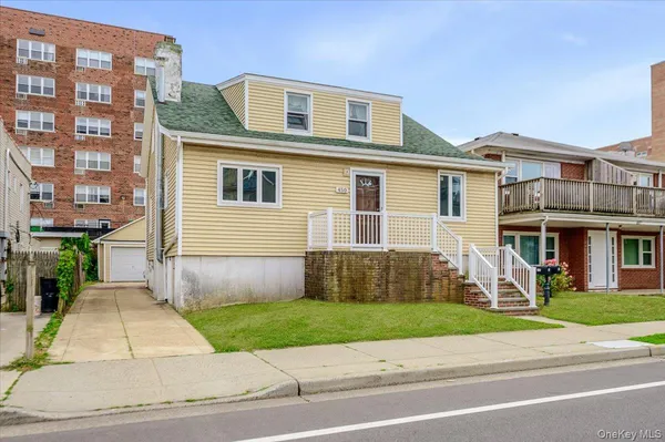 $4,200 | 450 East Broadway, Unit MAIN, Long Beach, NY 11561