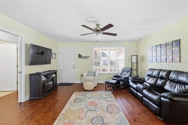 $344,900 | 1609 Blossom Terrace, The Villages, FL 32162