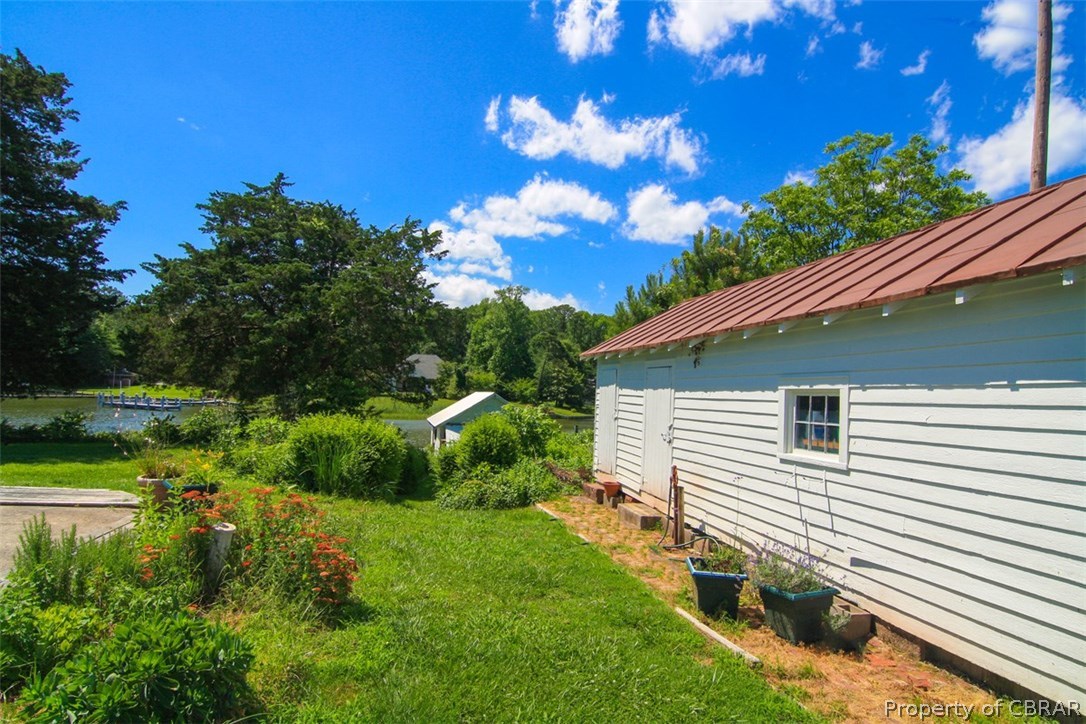 560 Main Street Reedville, VA 22539 - Photo 6 of 32