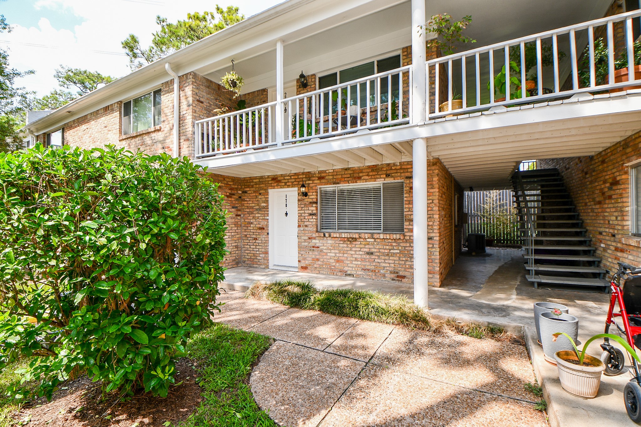 4040 San Felipe Street, Unit 170 Houston, TX 77027 - Photo 3 of 24