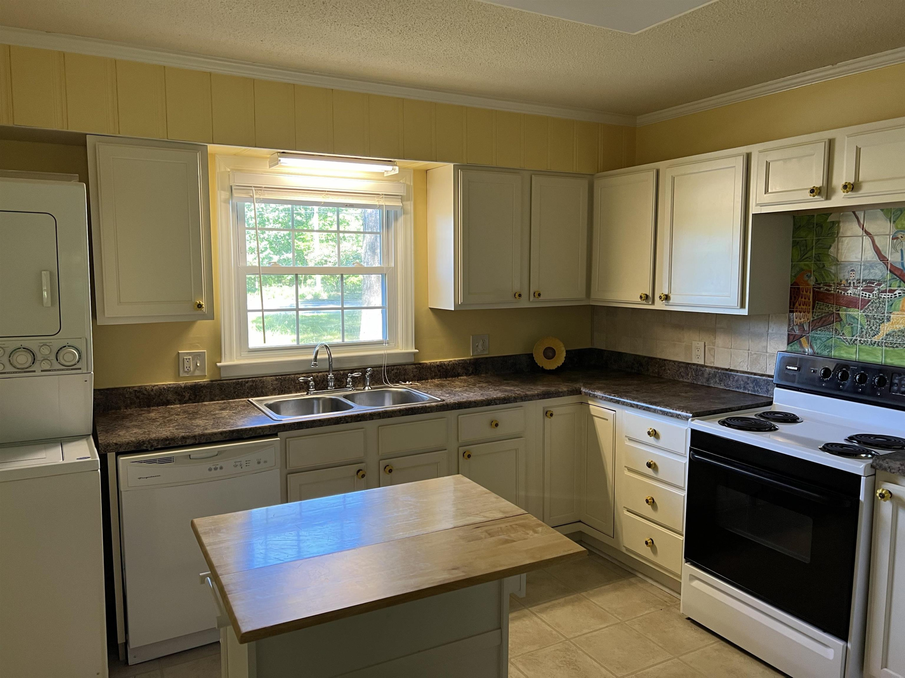 1920 Hillandale Road Durham, NC 27705 - Photo 7 of 21 Photo 7