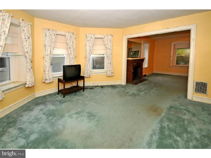 230 Mather Road Jenkintown, PA 19046 - Photo 9 of 24 Living Room