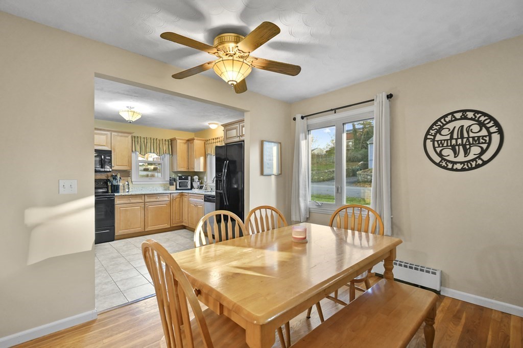 32 Inwood Road Auburn, MA 01501 - Photo 8 of 36