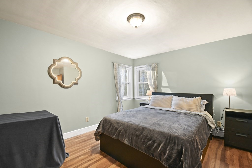 32 Inwood Road Auburn, MA 01501 - Photo 10 of 36