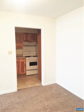 $1,250 | 2527 Hydraulic Road, Unit 56, Charlottesville, VA 22901