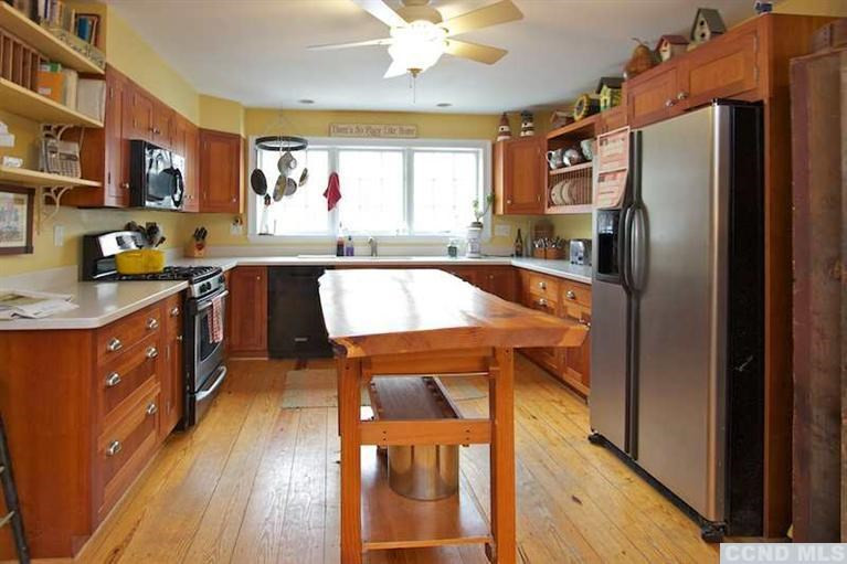 81 Wild Flower Road Kinderhook, NY 12184 - Photo 8 of 10 Photo 8