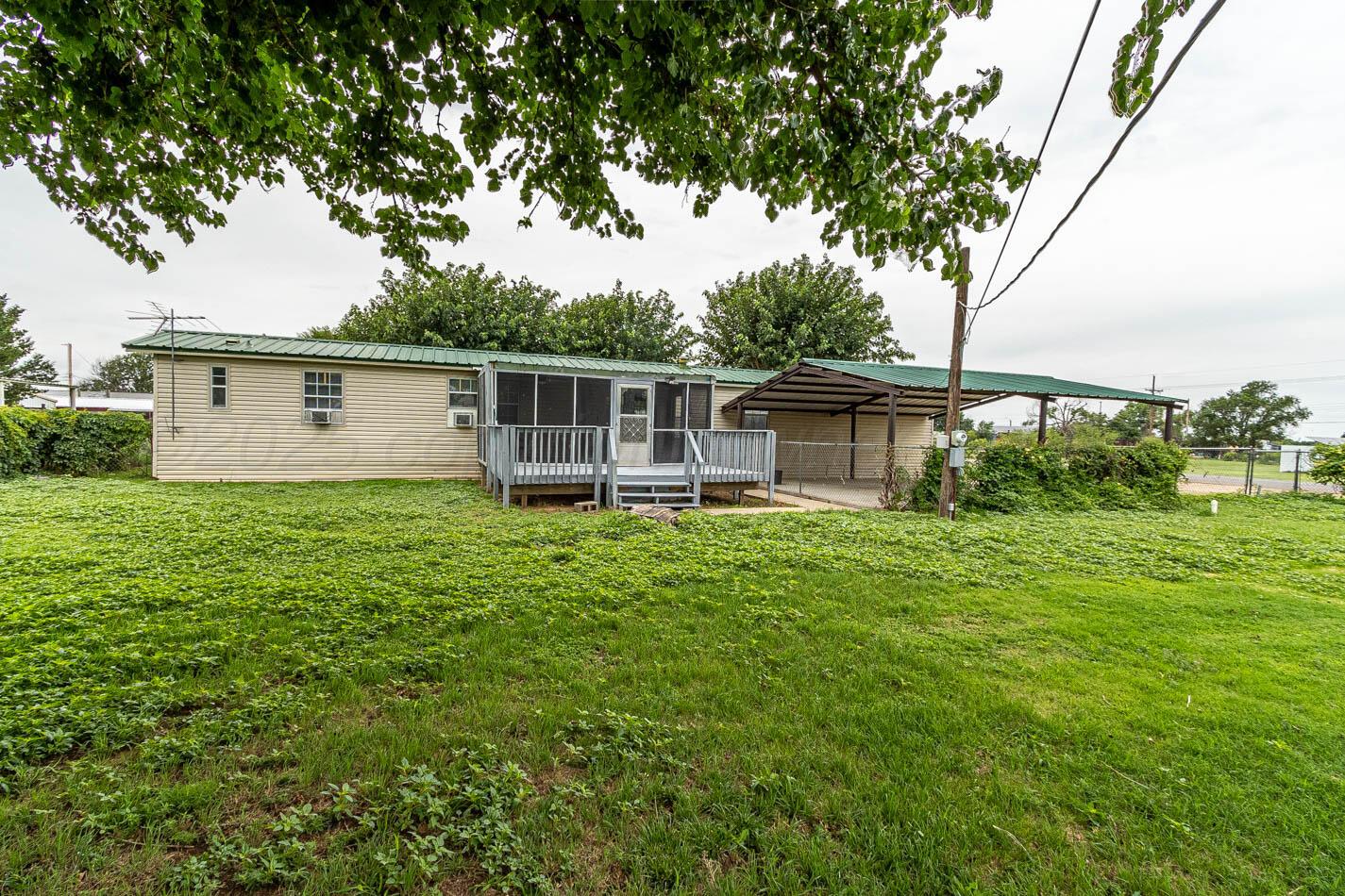 201 Michael Drive Fritch, TX 79036 - Photo 8 of 19 a house view with a garden space