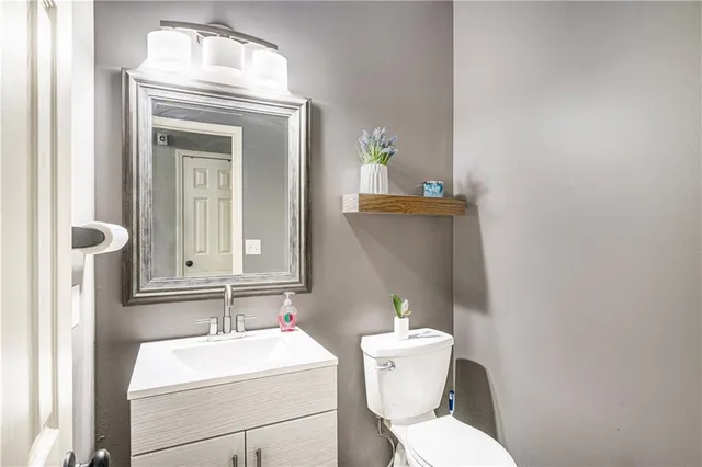 $625,000 | 7325 Oakview Street, Shawnee, KS 66216