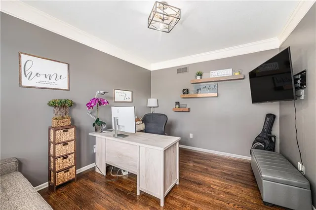 $625,000 | 7325 Oakview Street, Shawnee, KS 66216