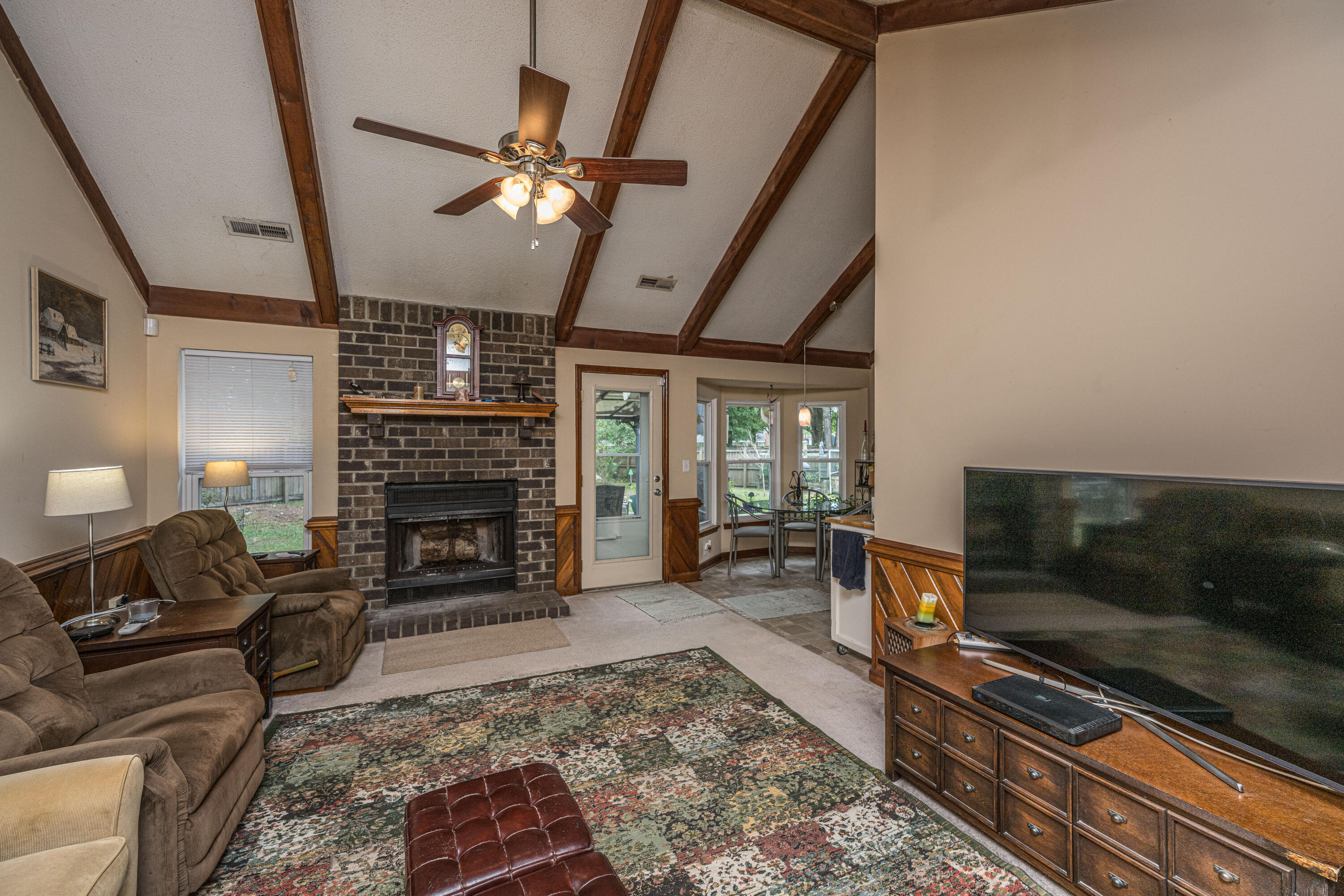 105 James Road Summerville, SC 29486 - Photo 6 of 31 Gallery Image 6