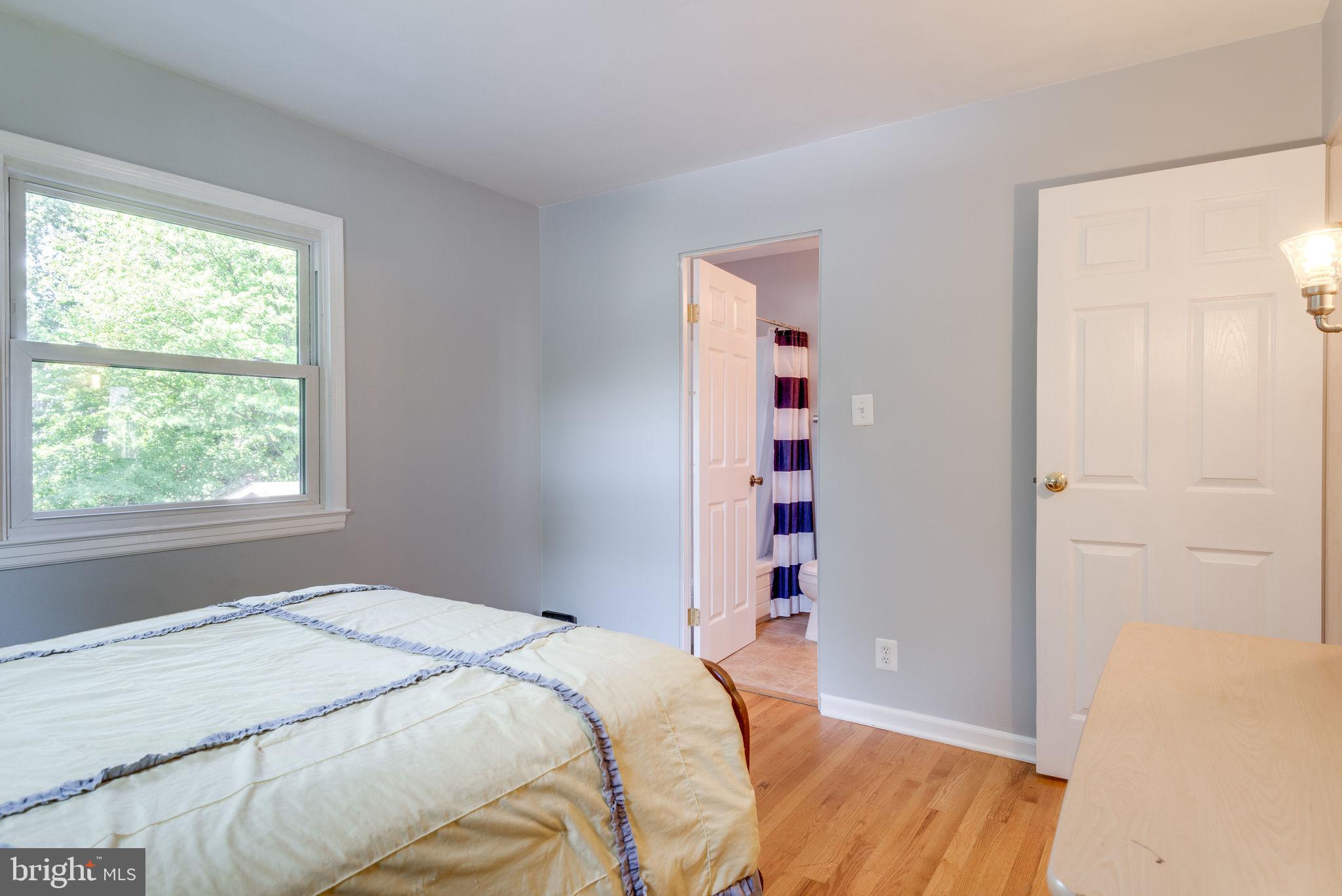 501 West Poplar Road Sterling, VA 20164 - Photo 13 of 25 Gallery Image 13