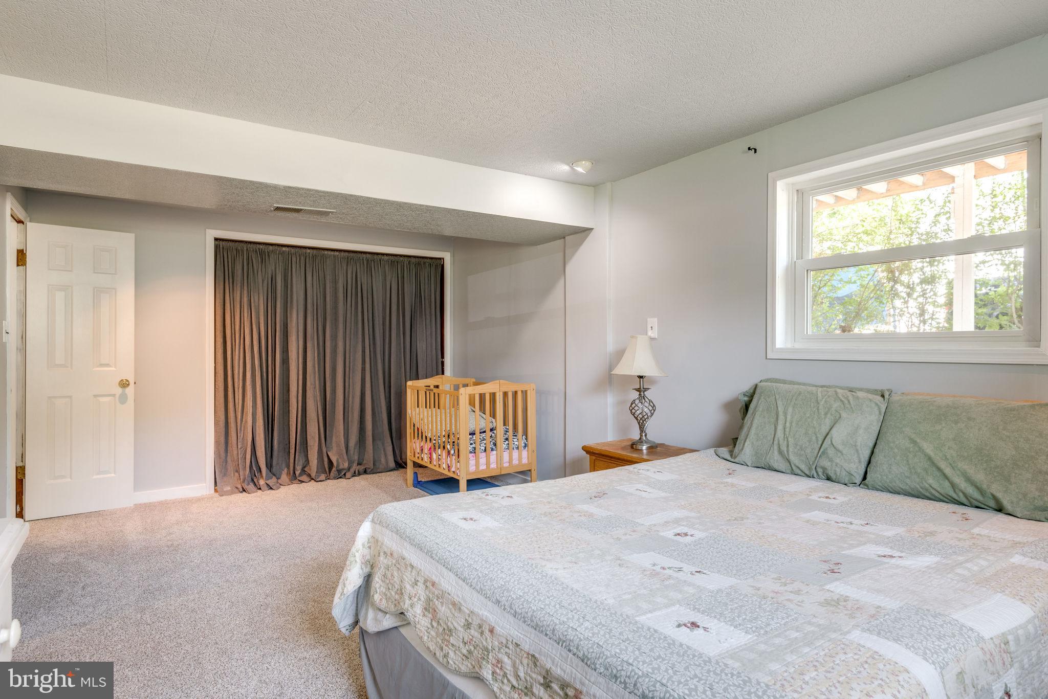 501 West Poplar Road Sterling, VA 20164 - Photo 17 of 25 Gallery Image 17