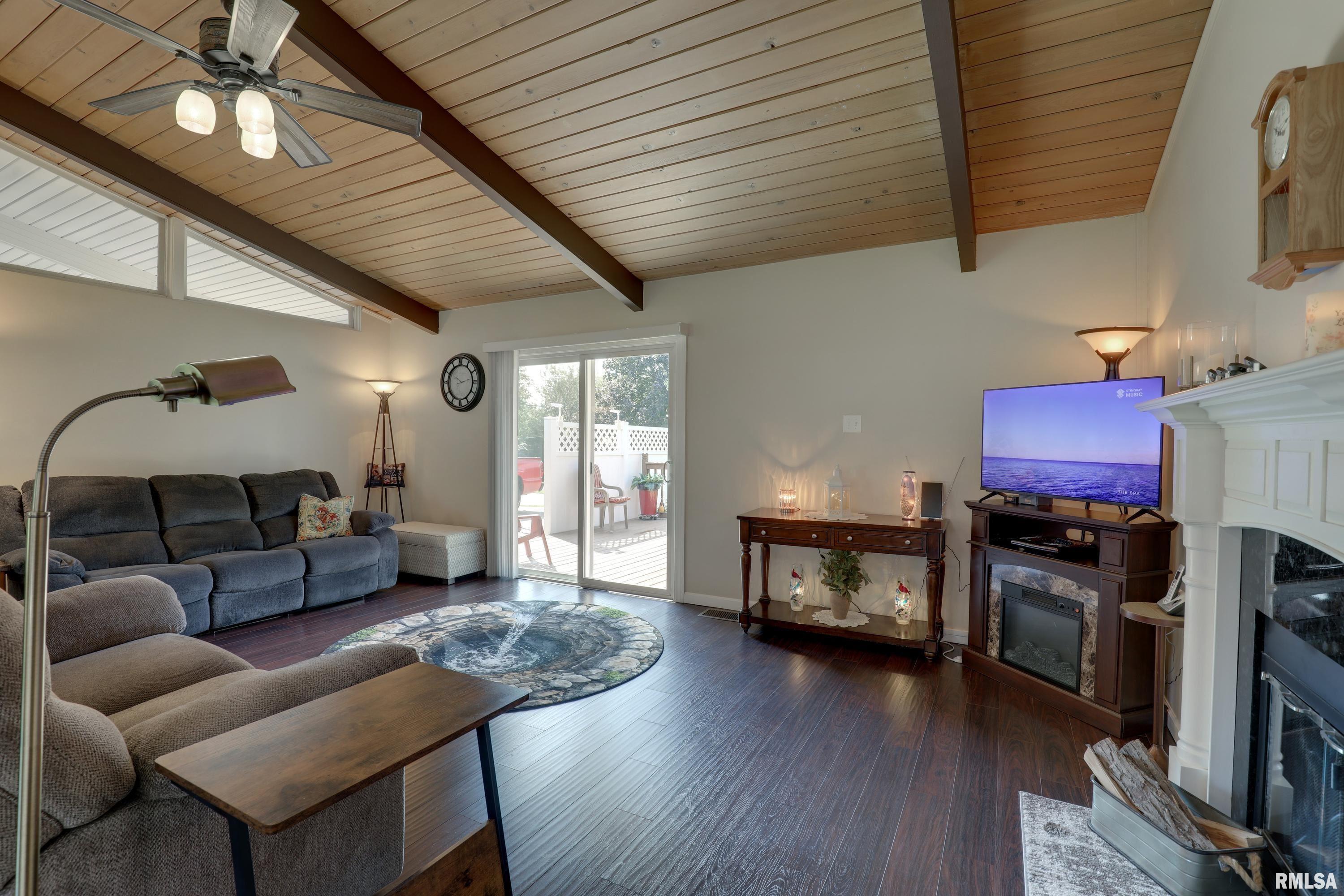 728 Ridgewood Drive Quincy, IL 62301 - Photo 6 of 25 Gallery Image 6