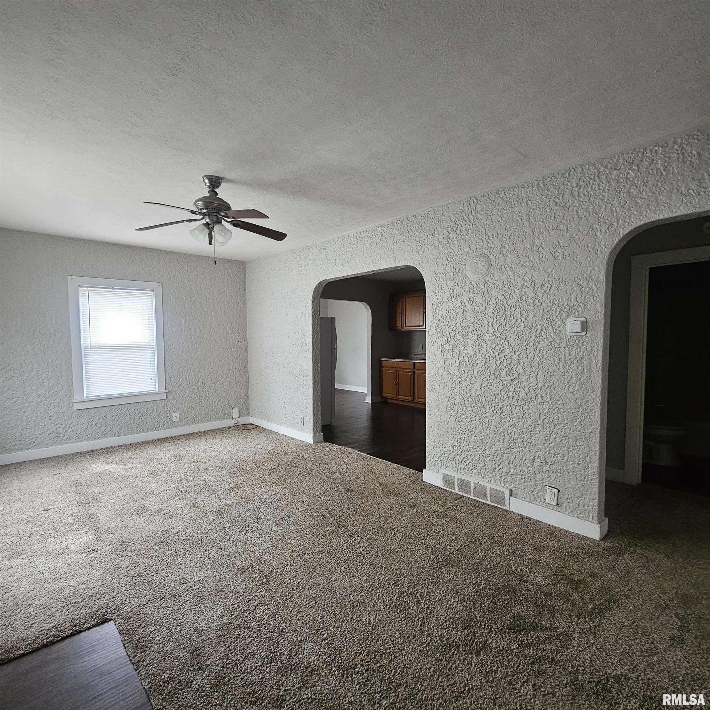 805 Airport Road Mount Vernon, IL 62864 - Photo 3 of 7 Gallery Image 3