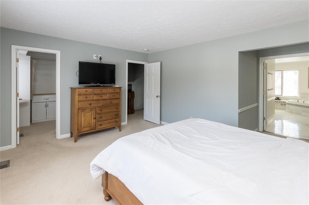 8915 Rohan Court Indianapolis, IN 46278 - Photo 22 of 34 Gallery Image 22