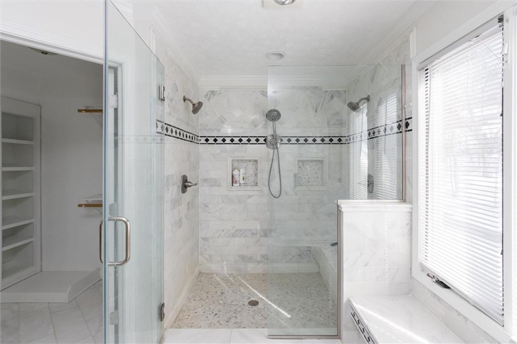 8915 Rohan Court Indianapolis, IN 46278 - Photo 24 of 34 Gallery Image 24