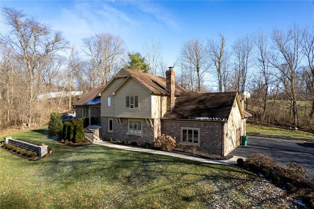 8915 Rohan Court Indianapolis, IN 46278 - Photo 3 of 34 Gallery Image 3