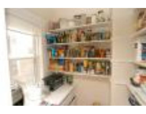9 Lloyd Road, Unit 1 Watertown, MA 02472 - Photo 7 of 14 Gallery Image 7