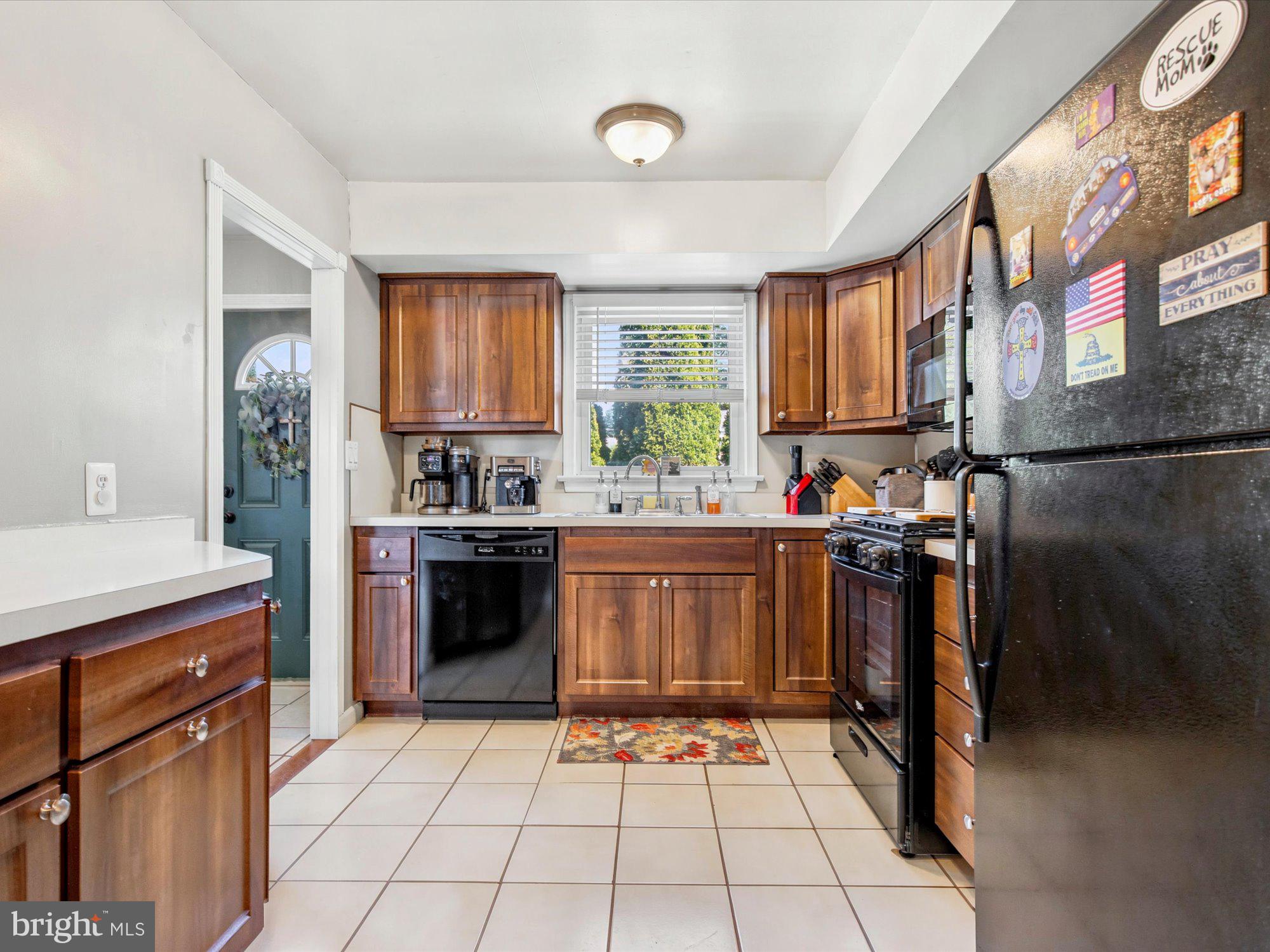 361 Valley Road Warminster, PA 18974 - Photo 10 of 26