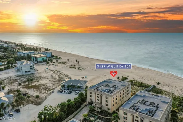 a view of a buildings