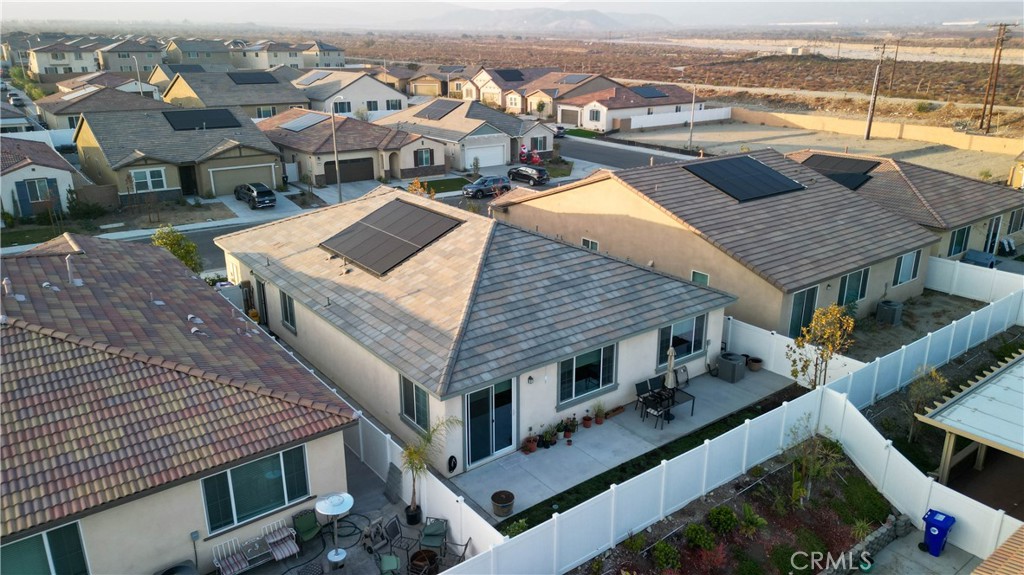 565 Hudson Way Rialto, CA 92377 - Photo 35 of 39 Gallery Image 35