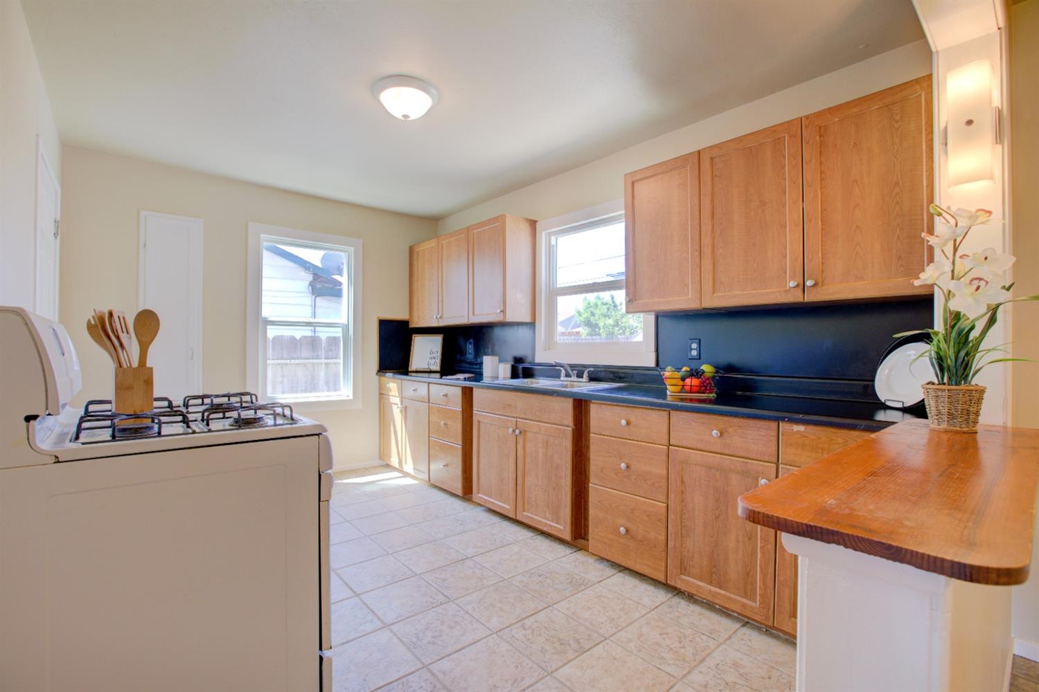 1745 Union Merced Ca Merced, CA 95340 - Photo 16 of 45 Gallery Image 16