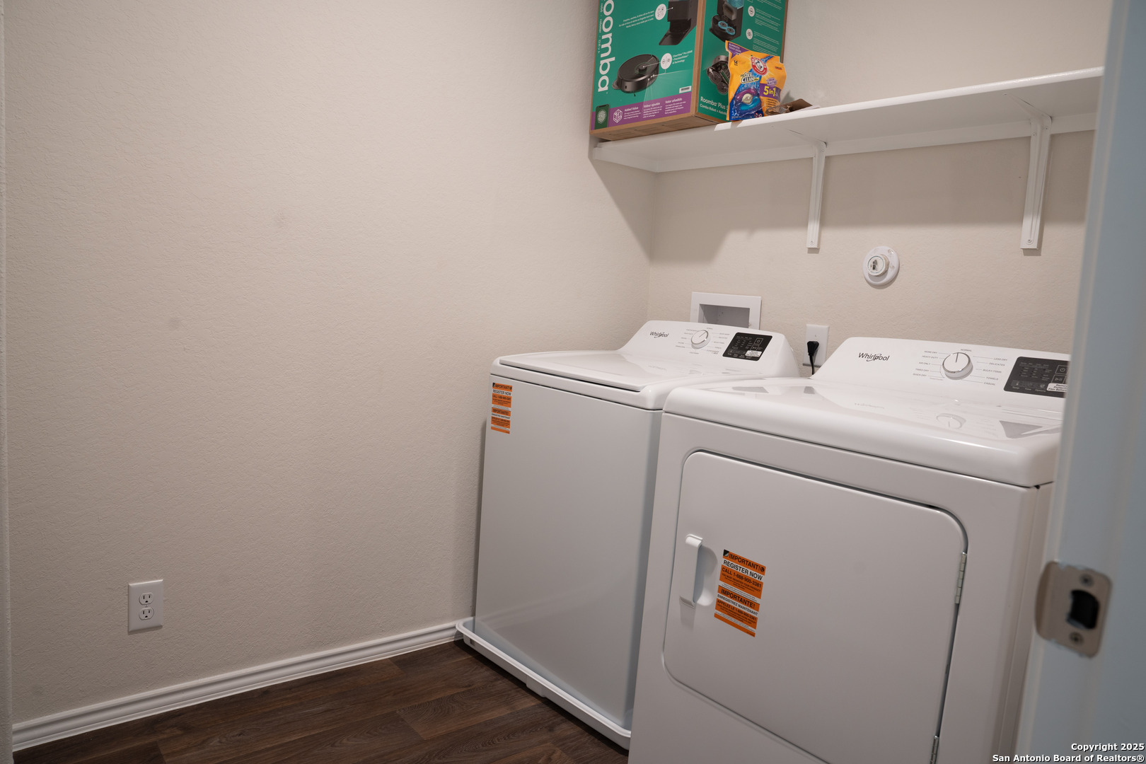 5903 Cosmic Crisp San Antonio, TX 78252 - Photo 17 of 20 a utility room with dryer and washer