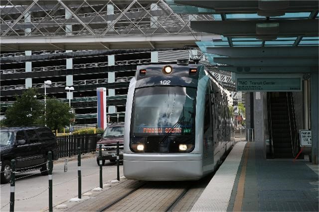 9546 London Bridge Station Houston, TX 77045 - Photo 28 of 41 The location is within walking distance to MetroRail or you can utilize the Park-and-Ride lot.